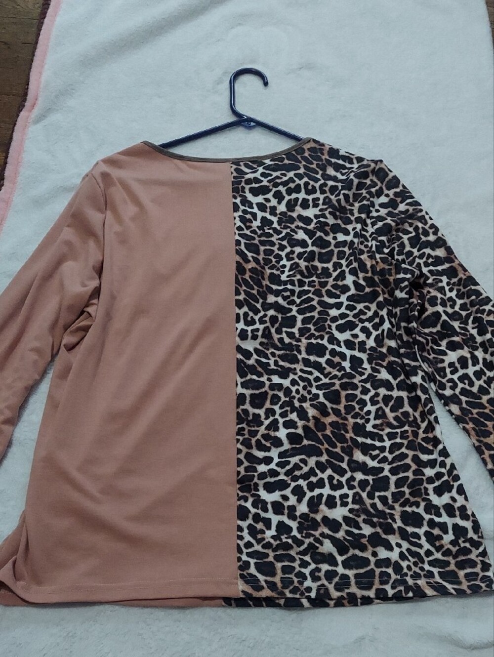 6 for $10 M&M SHEIN Dusty Rose Brown T-Shirt - Picture 8 of 8